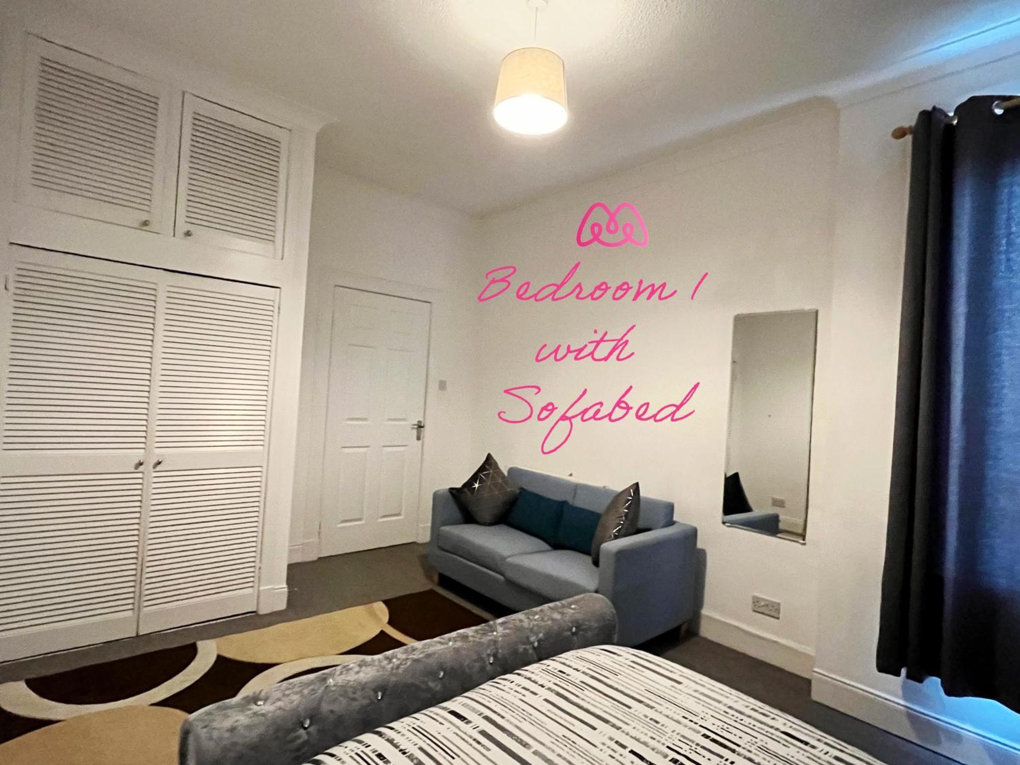 2 Bedrooms Entire Apartment Self Check In Kelty المظهر الخارجي الصورة